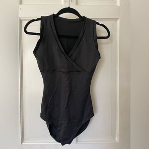 EUROTARD V-neck Leotard